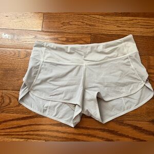 Lululemon Women's Gray Athletic Shorts Sz6